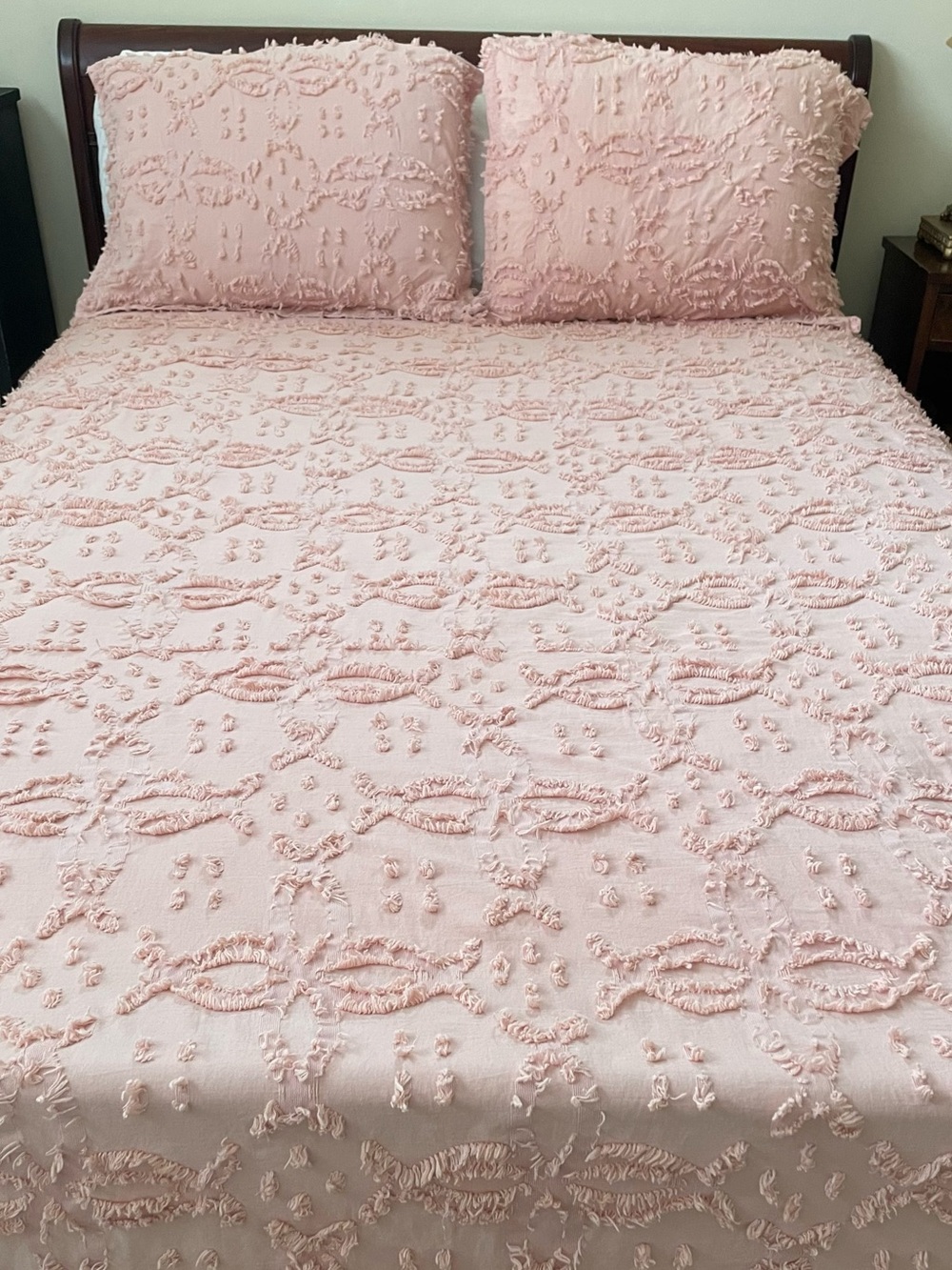 Target Threshold Pink Tufted Chenille Full/Queen Duvet Cover & Shams